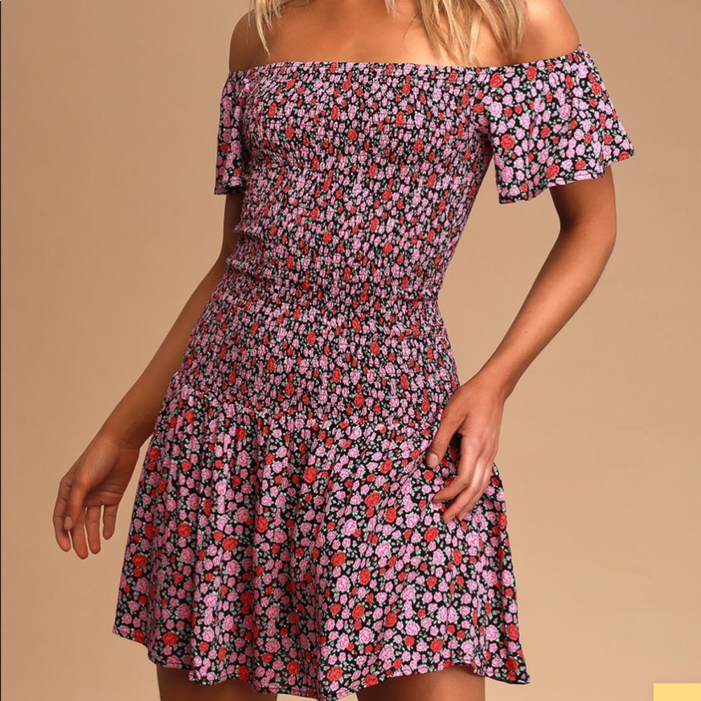 Off shoulder ruched floral dress